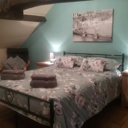 Le Verdier D'hote Bed & Breakfast *
